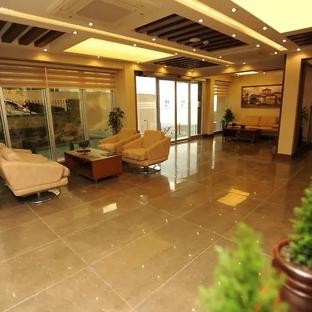 Qamar Prestige 3* Trabzon